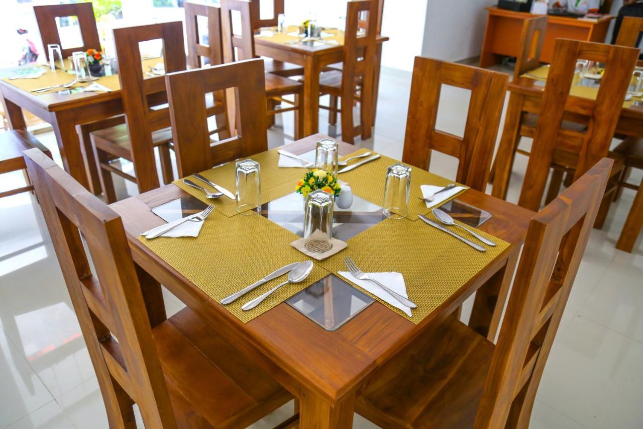 מלון קנדי Citrus Cafe & Restaurant מראה חיצוני תמונה