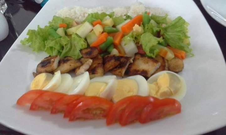 מלון קנדי Citrus Cafe & Restaurant מראה חיצוני תמונה